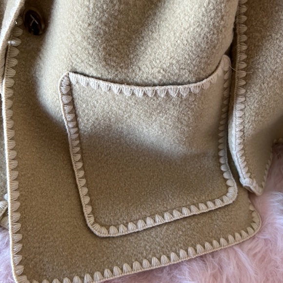 ❌SOLD❌ TOTEME
Draped fringed wool-blend jacket 32 - Picture 13 of 14